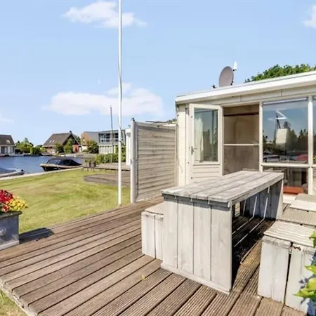 Nieuw Bootique Frysk Huske Langweerderwielen Boornzwaag over de Wielen Exterior photo