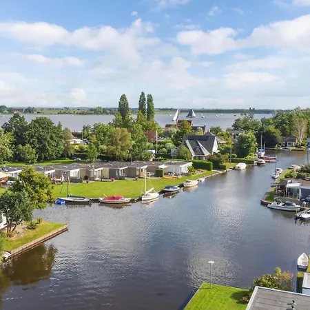 Nieuw Bootique Frysk Huske Langweerderwielen Boornzwaag over de Wielen Exterior photo