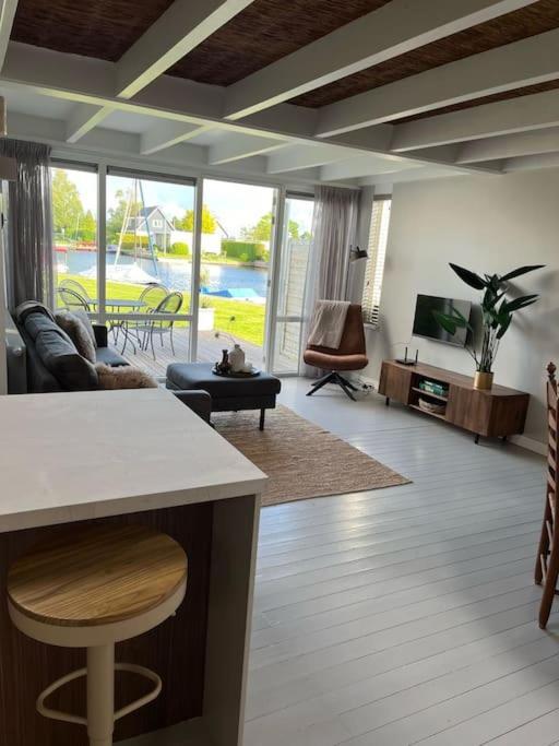 Holiday home Nieuw Bootique Frysk Huske Langweerderwielen *