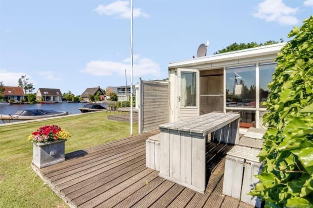 Nieuw Bootique Frysk Huske Langweerderwielen Holiday home Boornzwaag over de Wielen